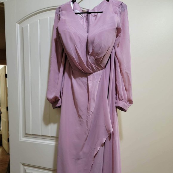 JJHouse Dresses & Skirts - JJHouse Dress